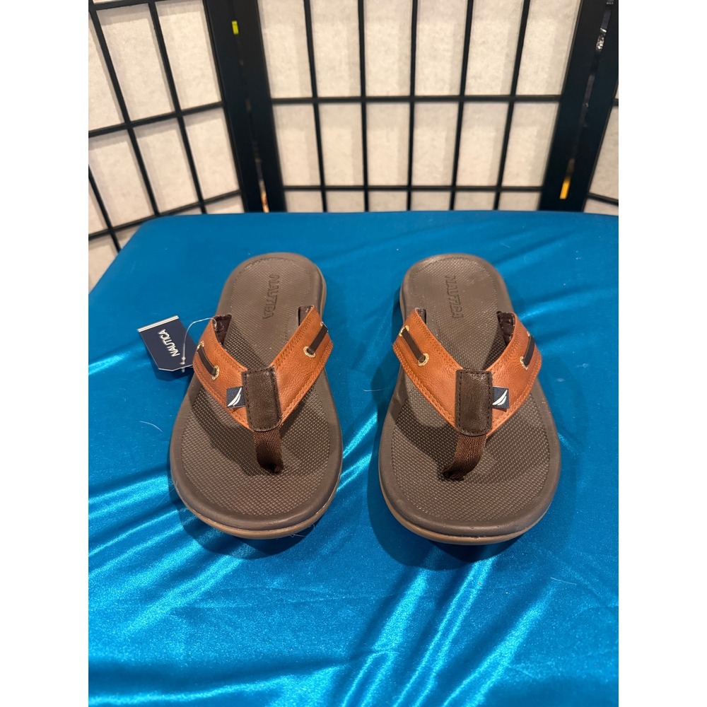 Nautica Men's Size 11 Brown Flip Flop Sandals Thong Casual Beach NWT